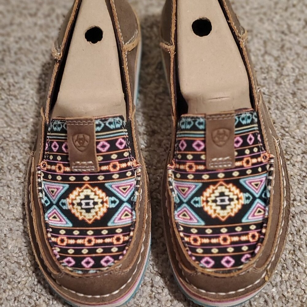 Womens Ariat Cruisers 8.5